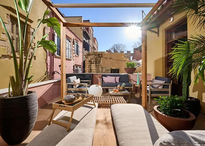 Elyn House Semesterbostad *