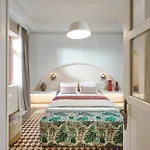 Elyn House Будинок відпочинку *