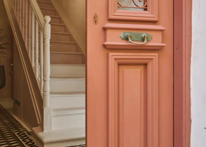 Будинок відпочинку Elyn House